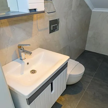 Soeguet 3 - 4 Bedroom With Jacuzzi In Villa Fethiye