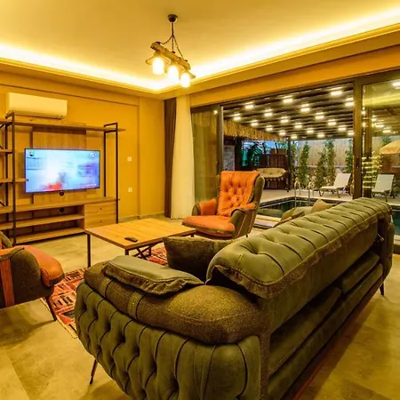 Soeguet 3 - 4 Bedroom With Jacuzzi In Vilă Fethiye