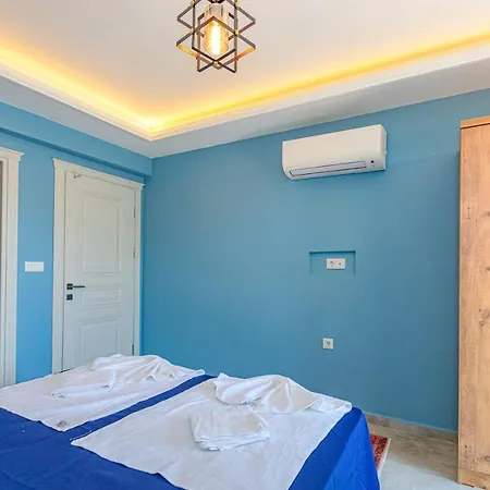 Soeguet 3 - 4 Bedroom With Jacuzzi In Vilă Fethiye