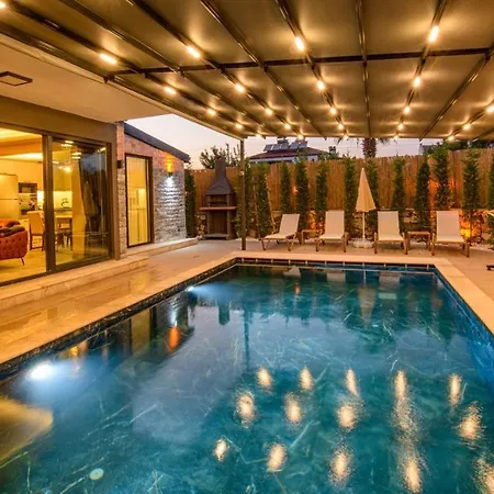 Soeguet 3 - 4 Bedroom With Jacuzzi In فيلة *